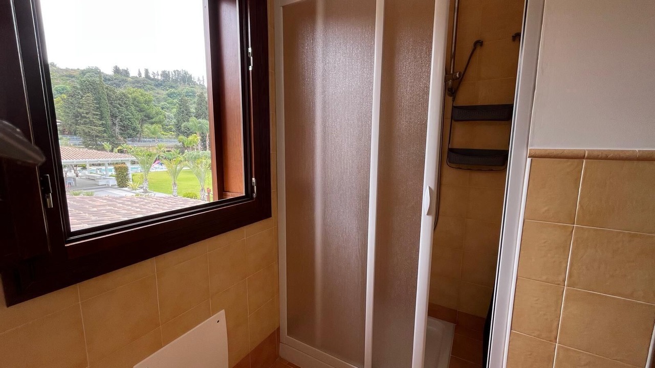 Photo of Bathroom in Campofelice di Roccella