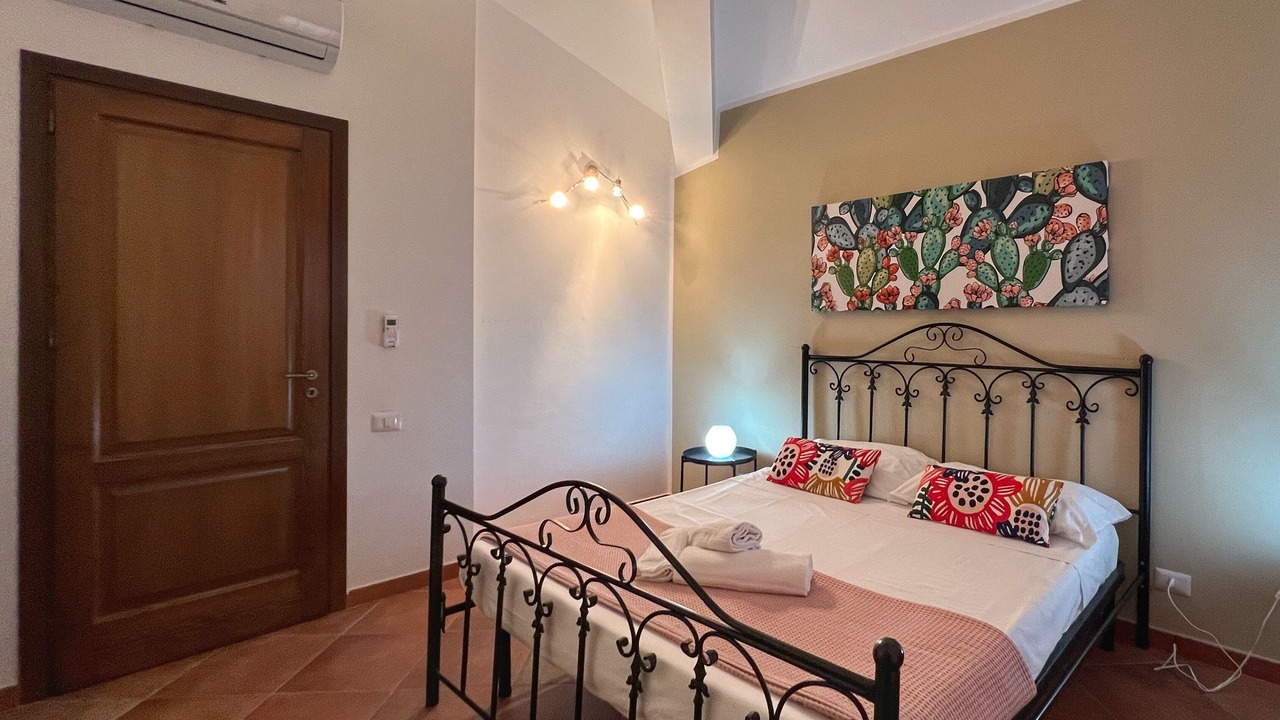 Photo of Bedroom in Campofelice di Roccella