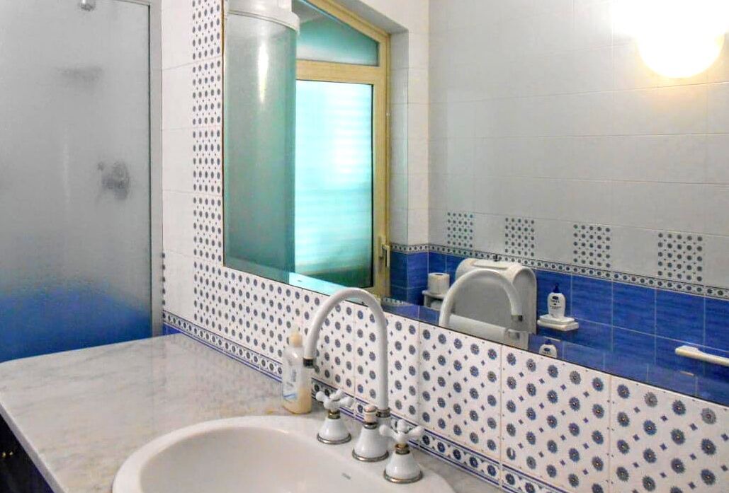 Photo of Bathroom in Brucoli