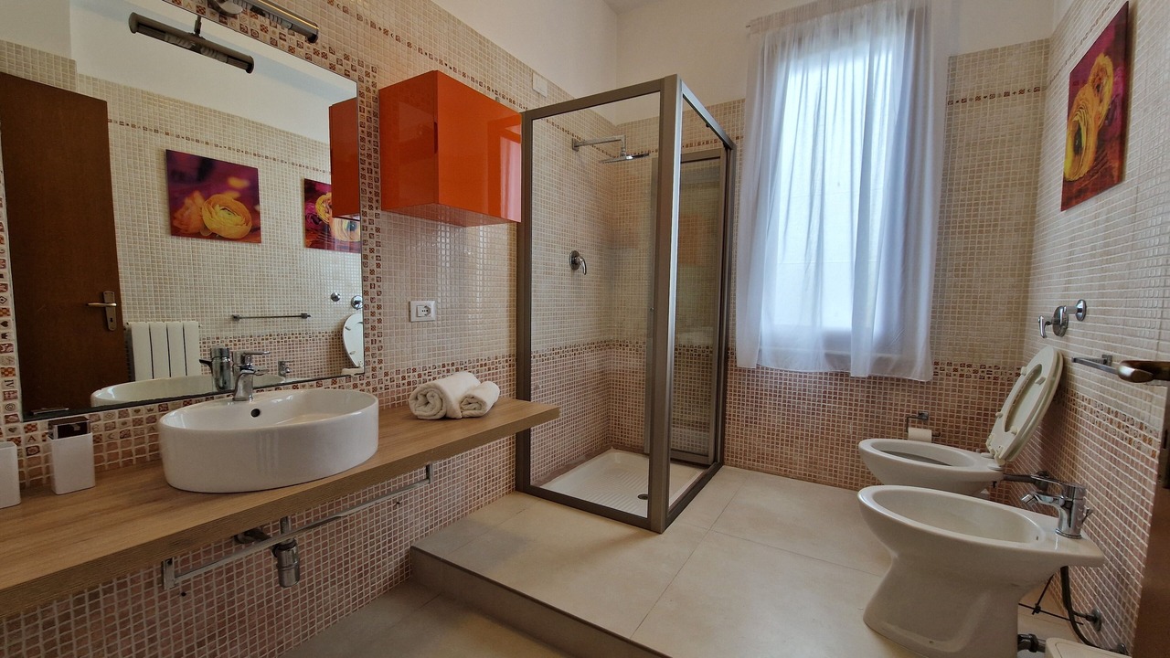 Photo of Bathroom in Paceco