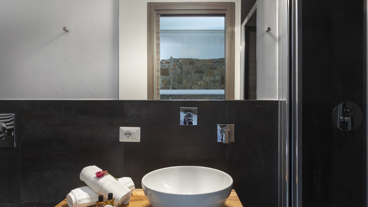 Photo of Bathroom in Pollina