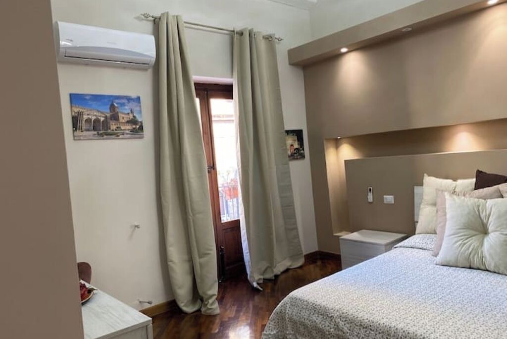 Photo of Bedroom in Kalsa