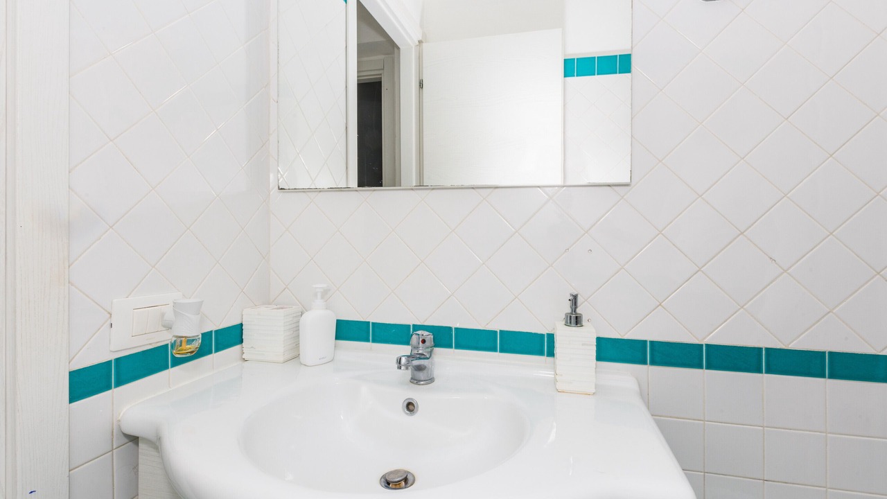 Photo of Bathroom in Patti