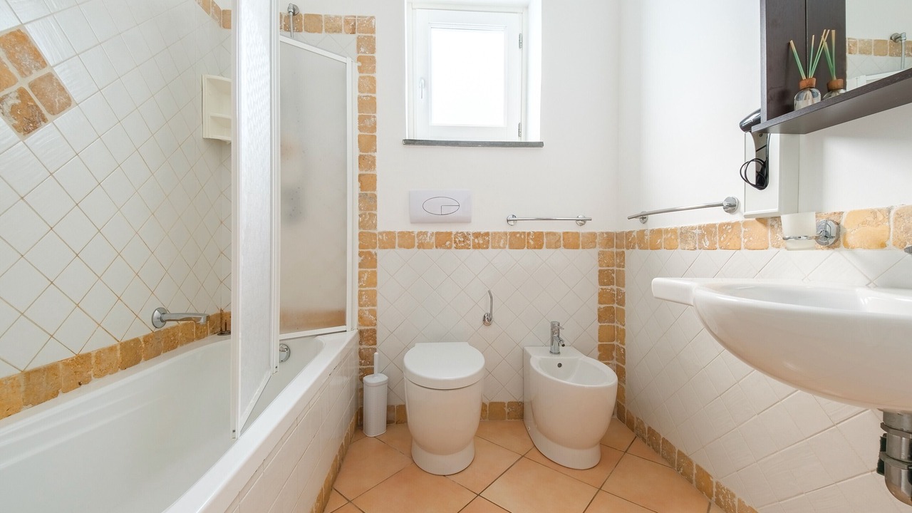 Photo of Bathroom in Lipari Historic Centre