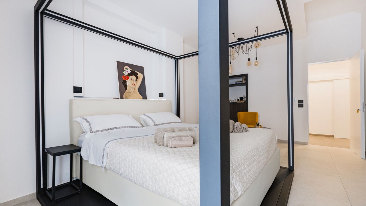 Photo of Bedroom in Brolo