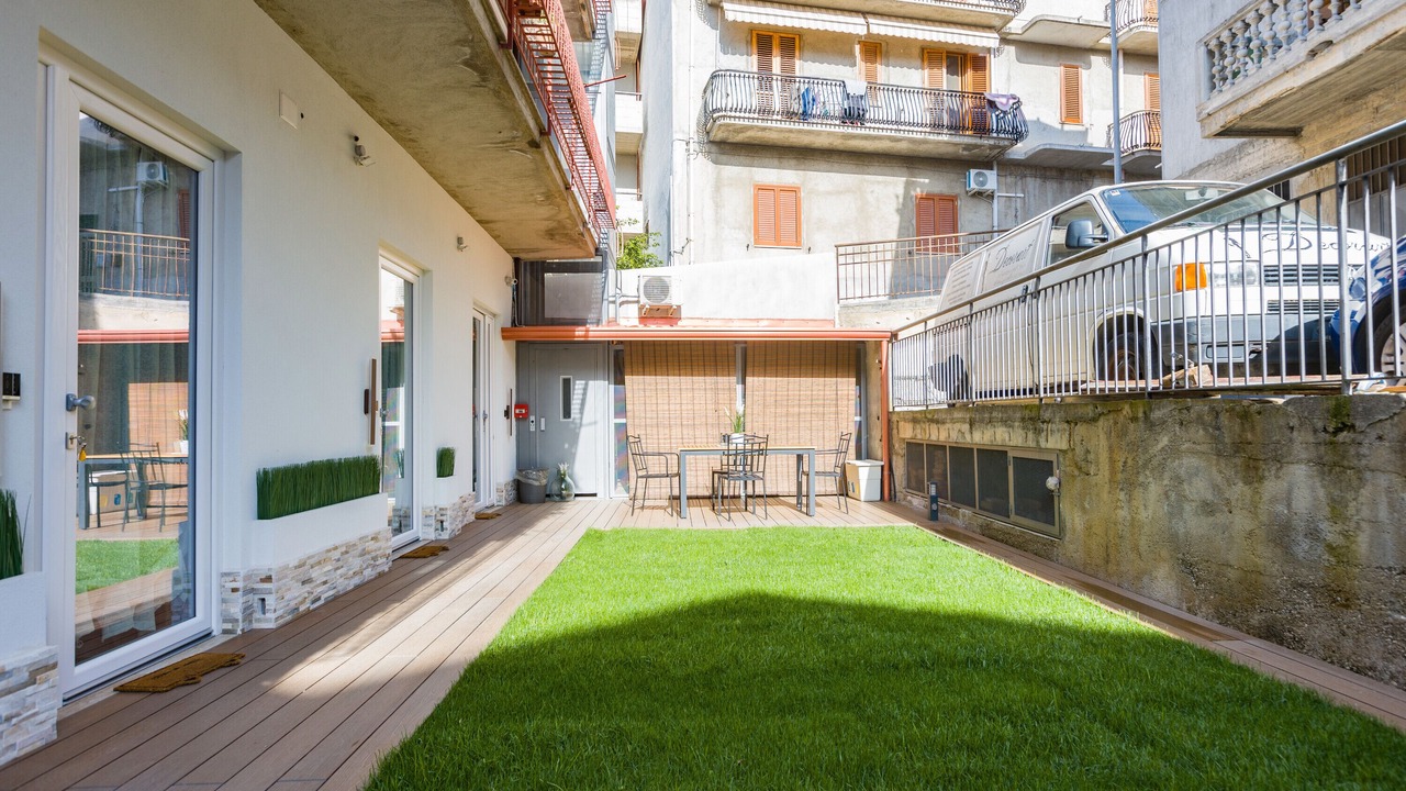 Photo of Outdoor in Brolo