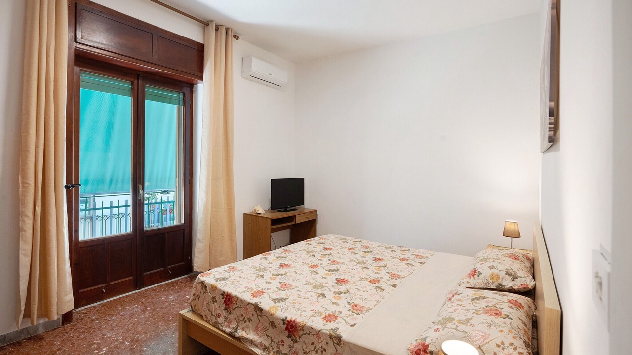 Photo of Bedroom in Salerno