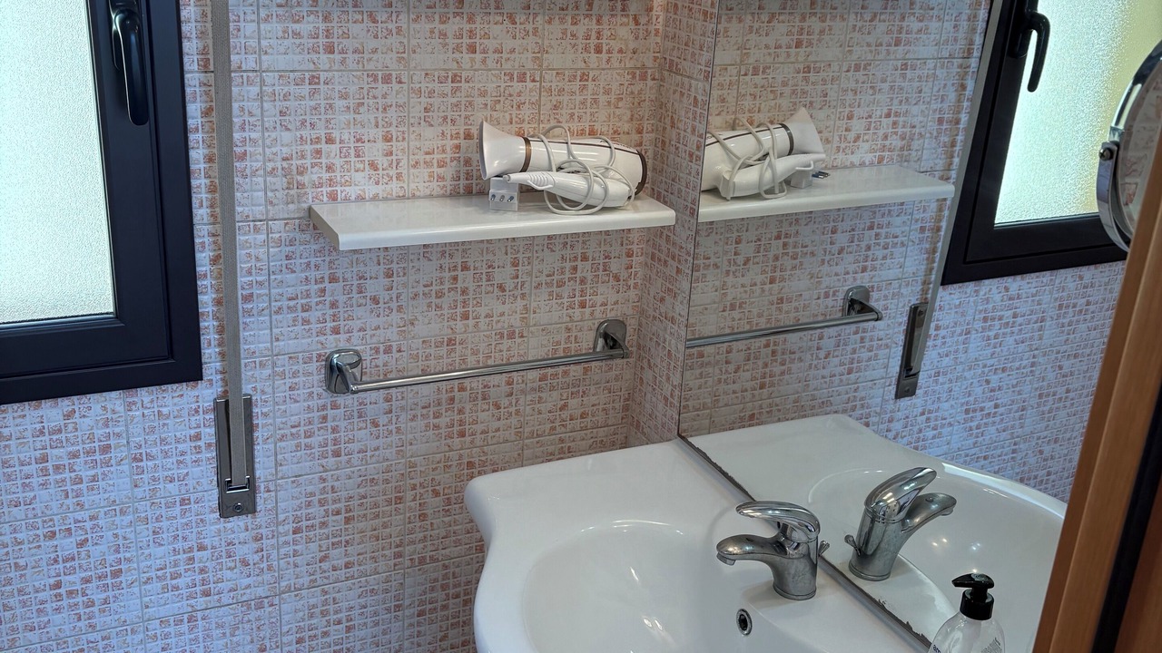 Photo of Bathroom in Scoglitti
