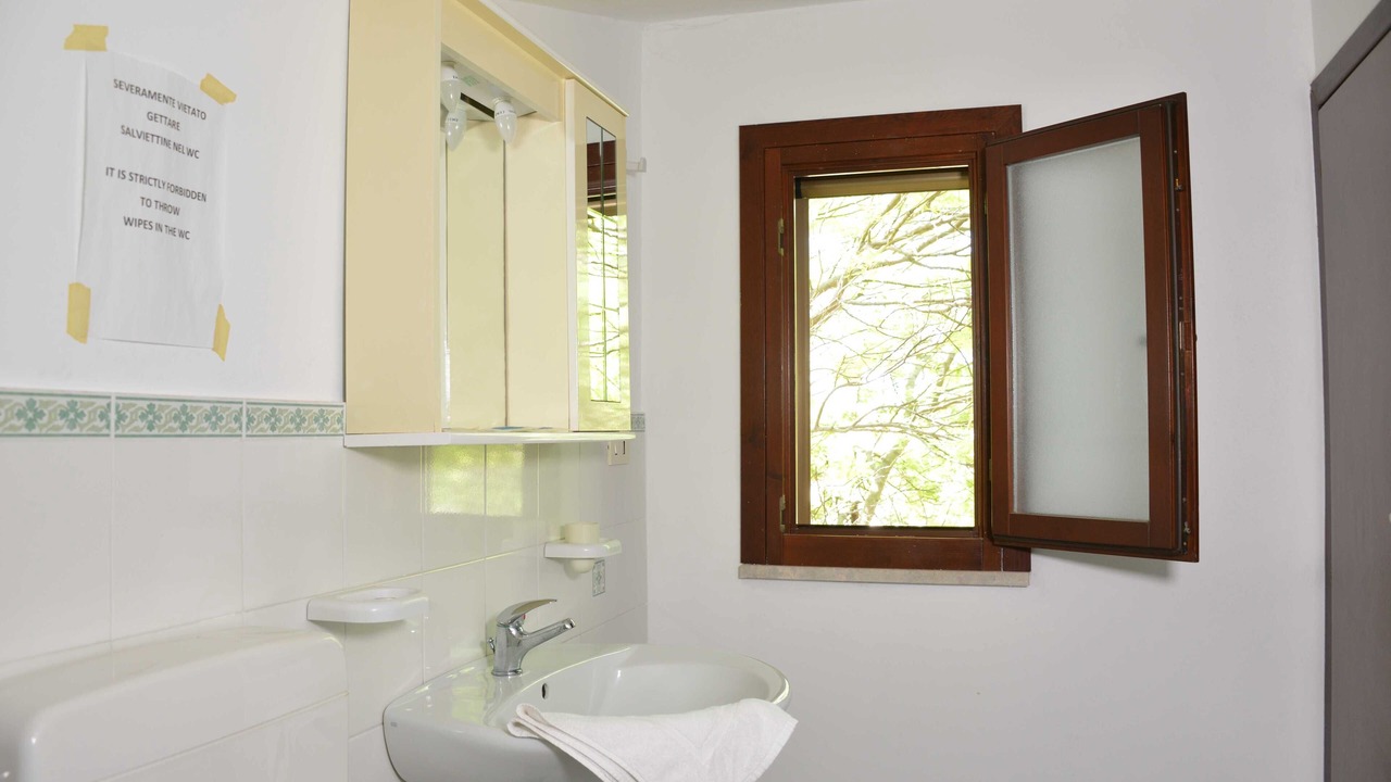 Photo of Bathroom in Lascari