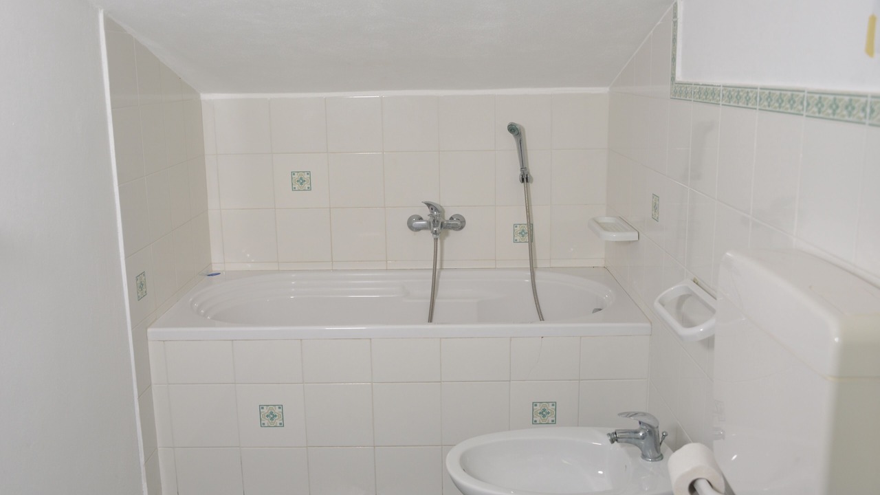 Photo of Bathroom in Lascari