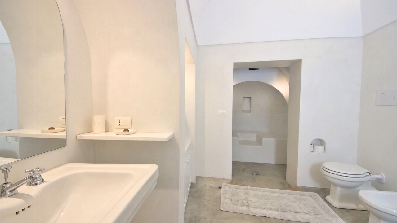 Photo of Bathroom in Scauri Siculo