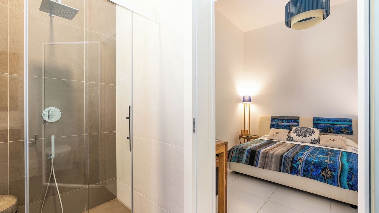 Photo of Bathroom in Avola