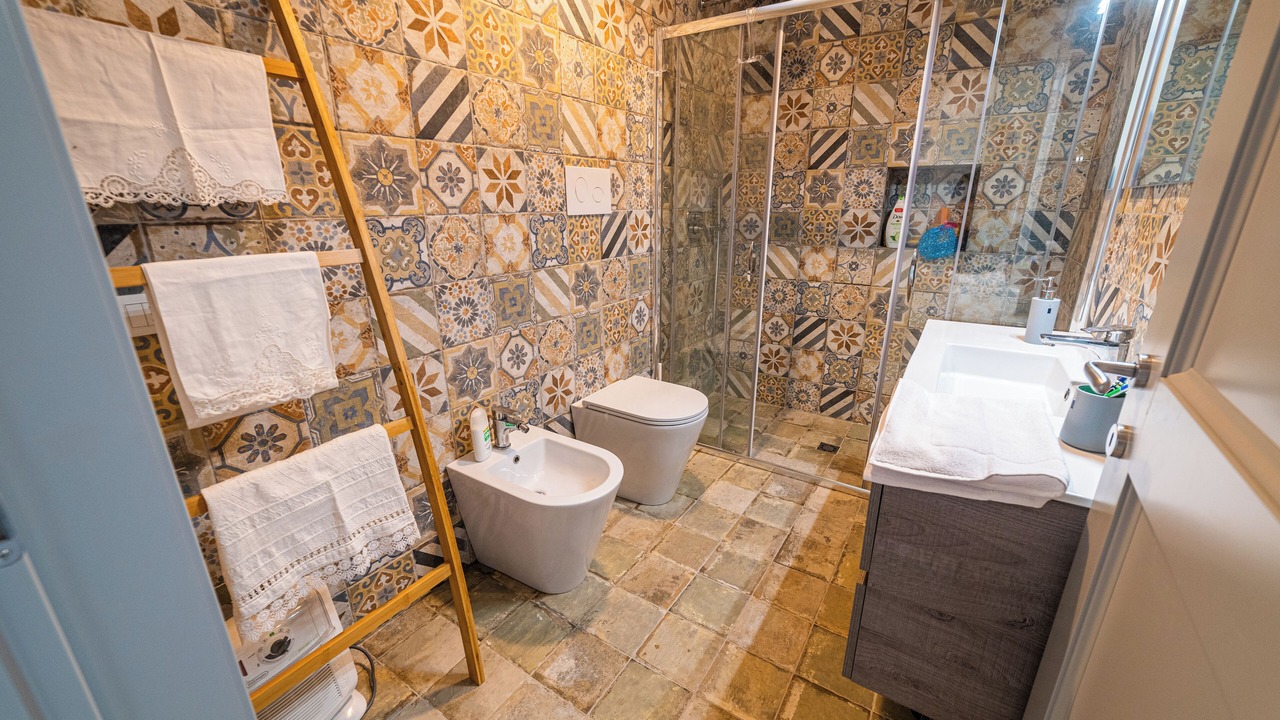 Photo of Bathroom in Menfi