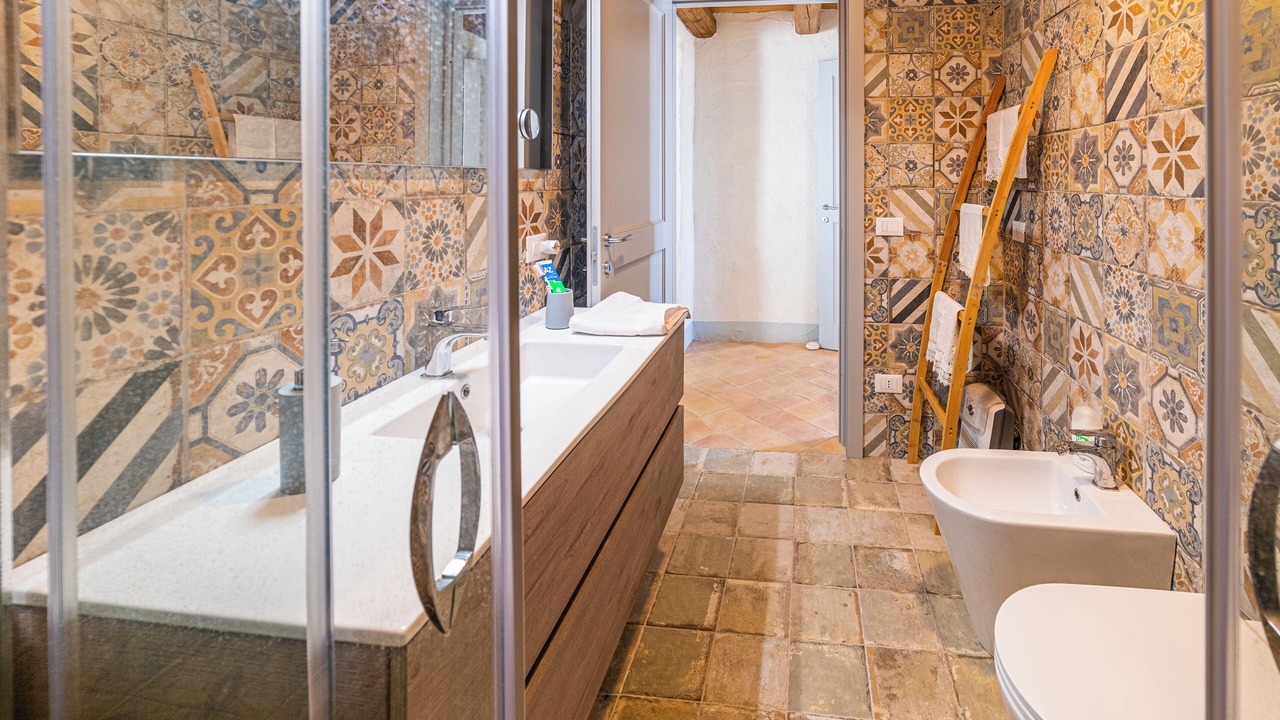 Photo of Bathroom in Menfi