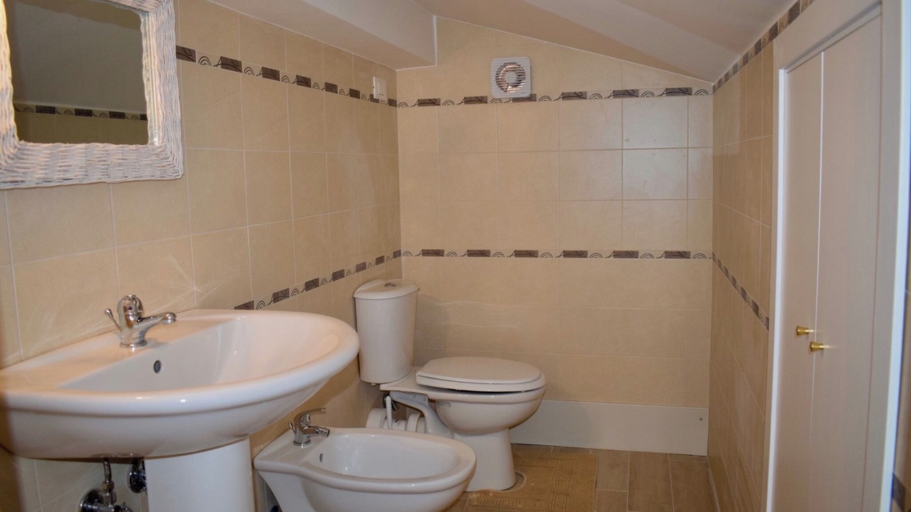 Photo of Bathroom in San Giorgio-Librino-San Giuseppe la Rena-Zia Lisa-Villaggio Sant'Agata