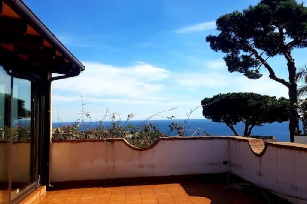 Photo of Patio Balcony in Aci Catena