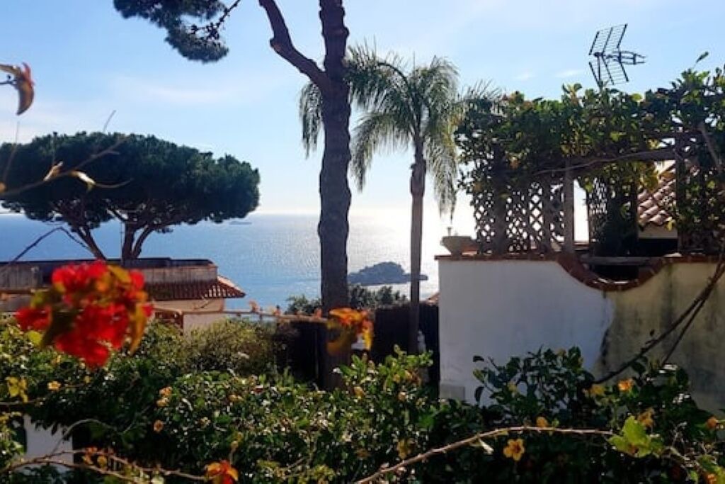 Photo of Outdoor in Aci Catena