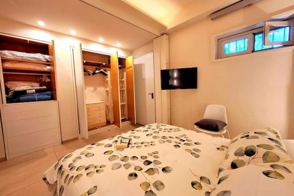 Photo of Bedroom in Aci Castello