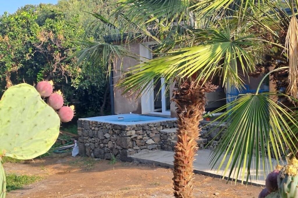 Photo of Outdoor in Aci San Filippo