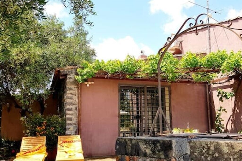 Photo of Outdoor in Aci San Filippo