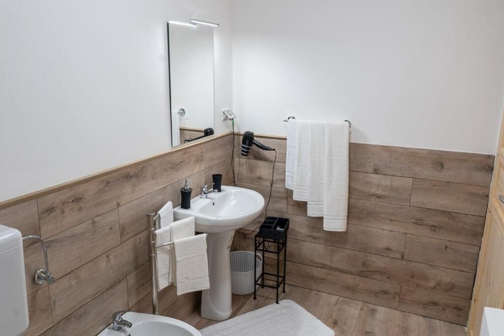 Photo of Bathroom in Caccamo