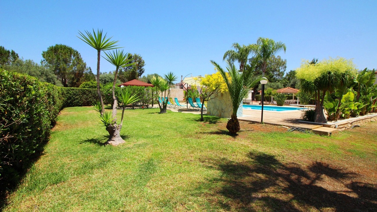 Photo of Outdoor in Solarino