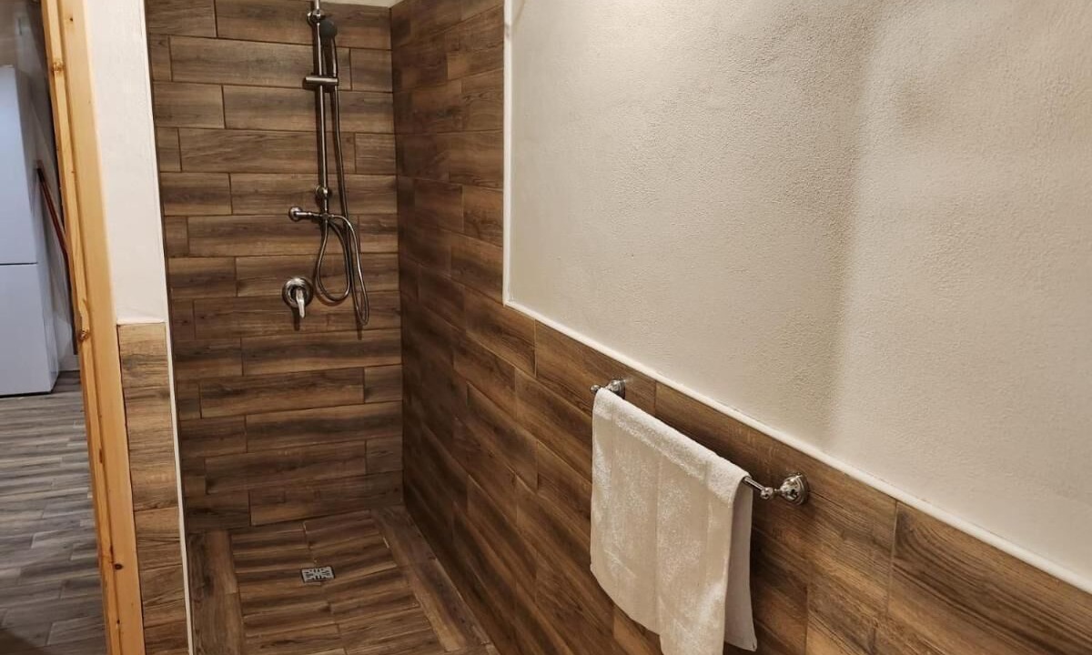 Photo of Bathroom in Avola