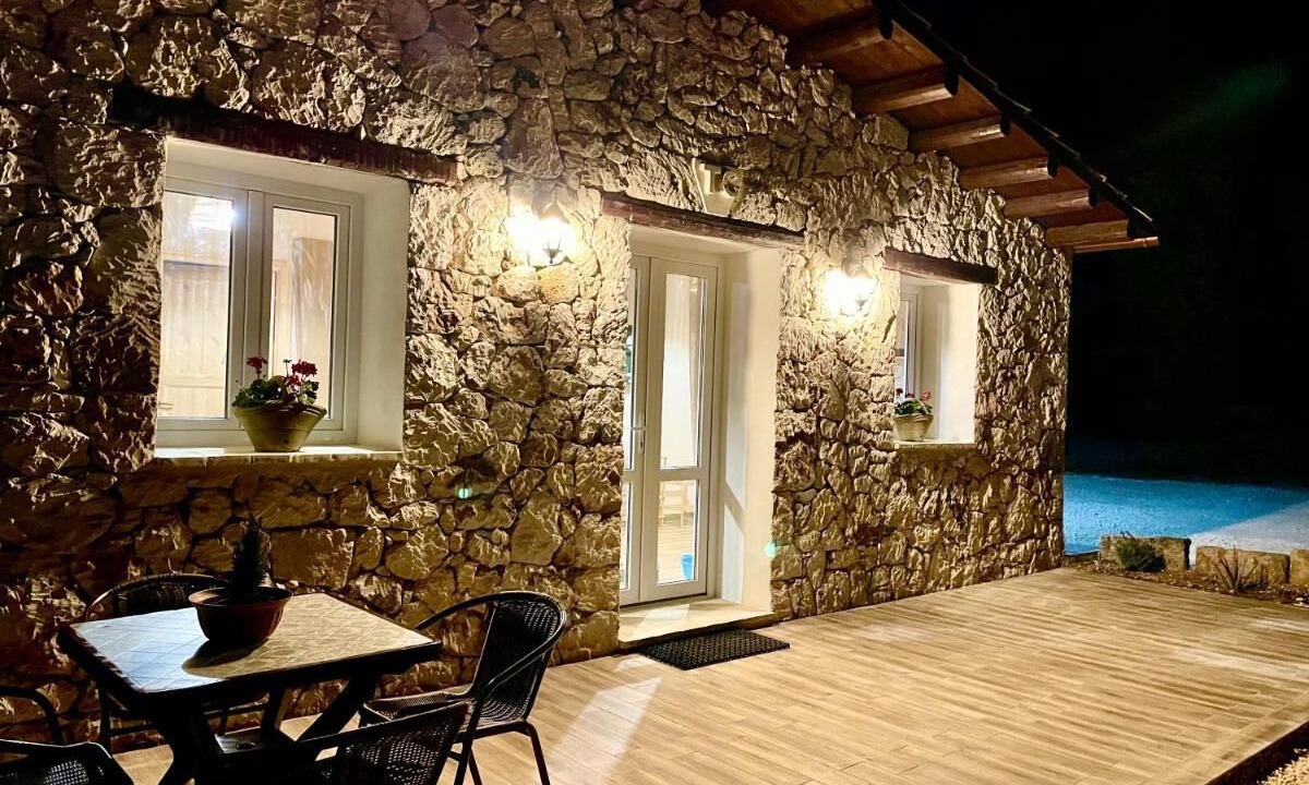 Photo of Outdoor in Avola