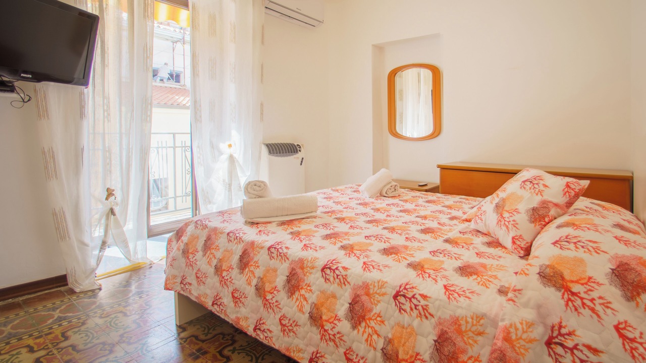 Photo of Bedroom in Old Town