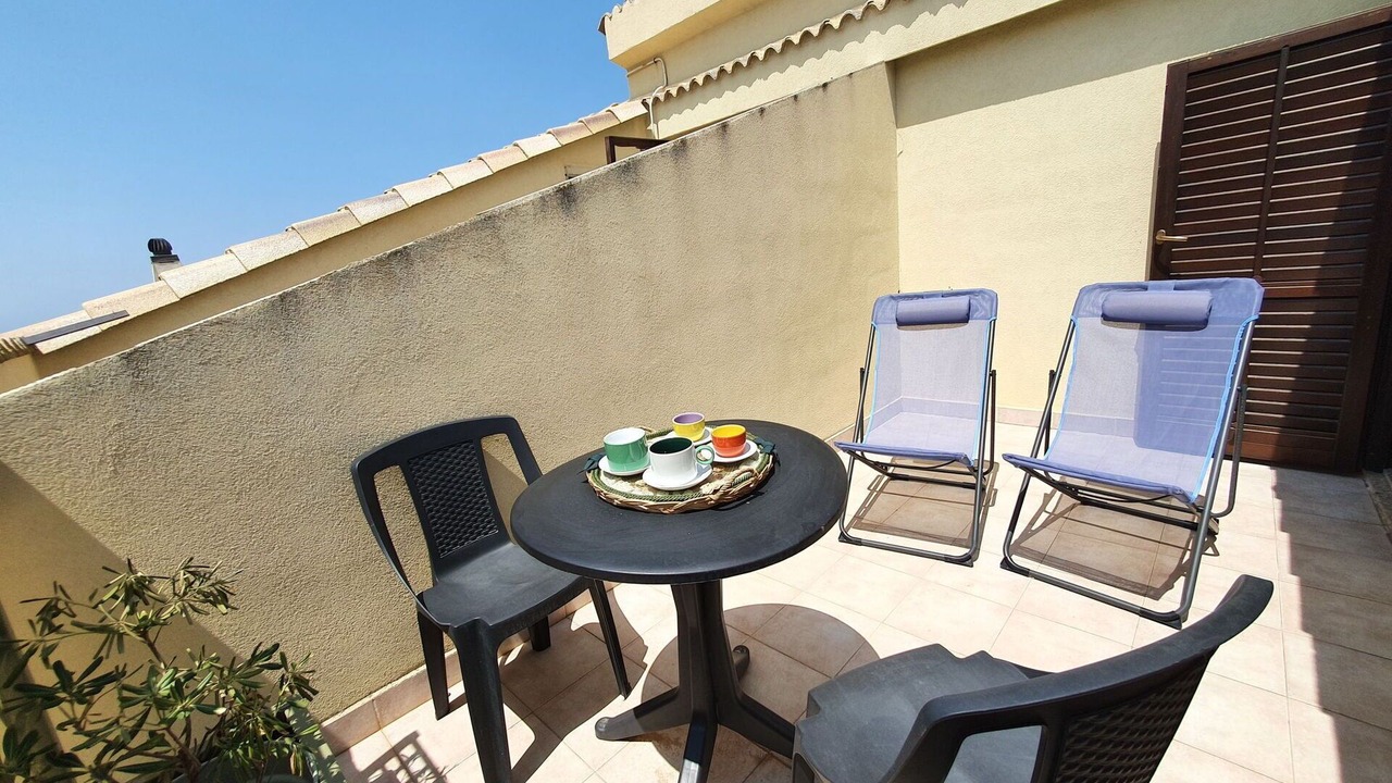 Photo of Patio Balcony in Tiche