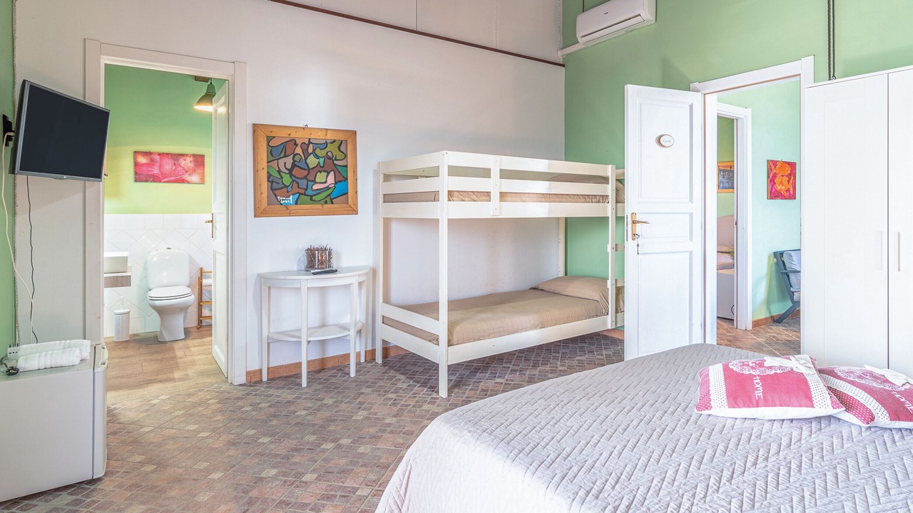 Photo of Bedroom in Syracuse