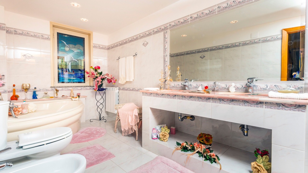 Photo of Bathroom in Mascali