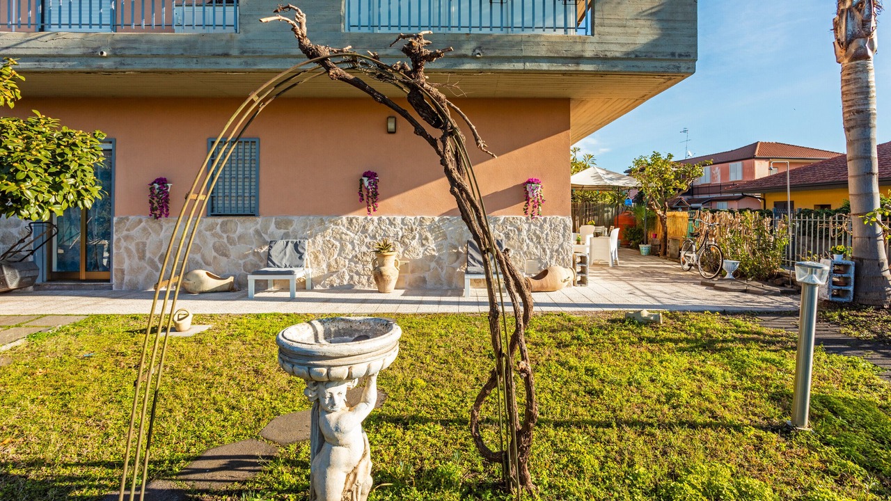Photo of Patio Balcony in Fondachello
