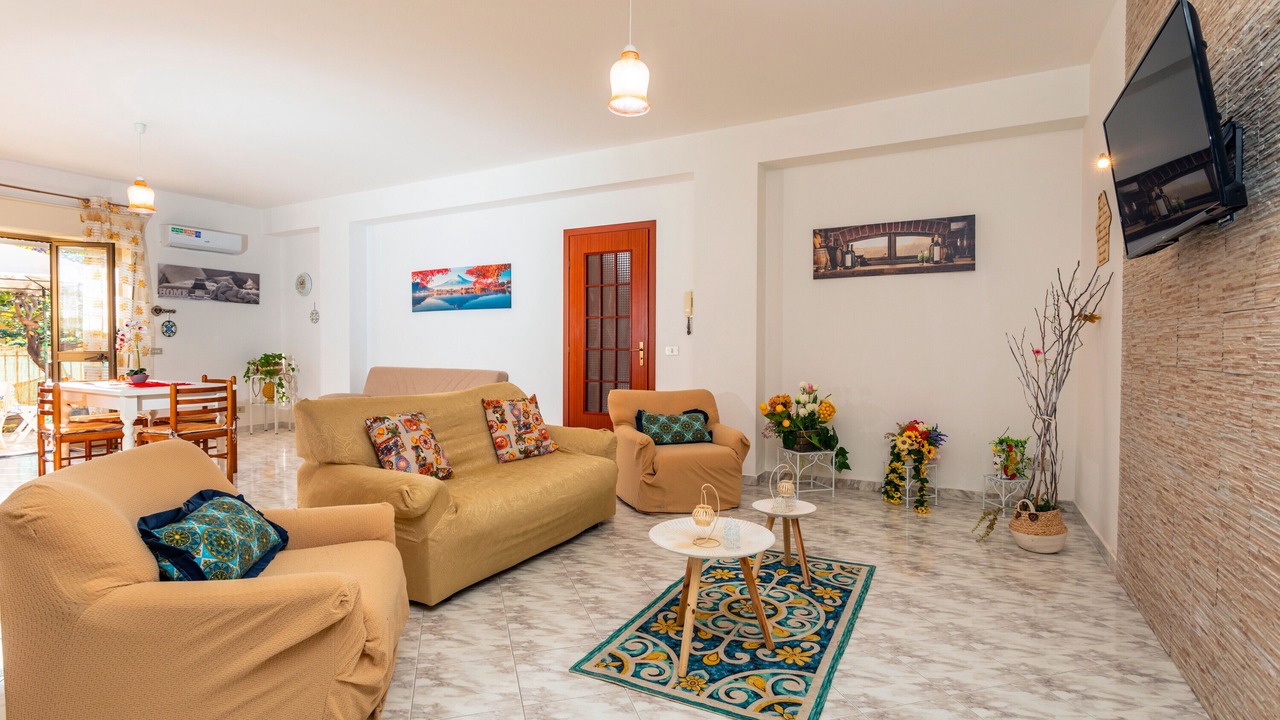 Photo of Livingroom in Fondachello