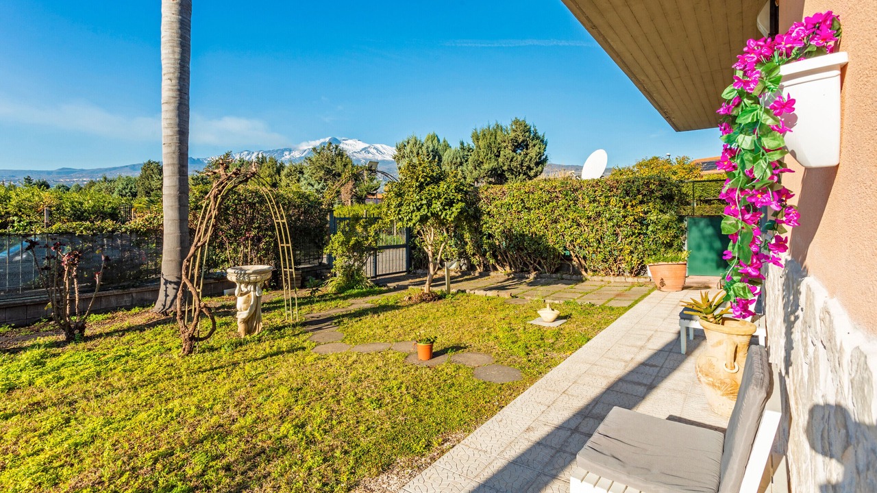 Photo of Patio Balcony in Fondachello