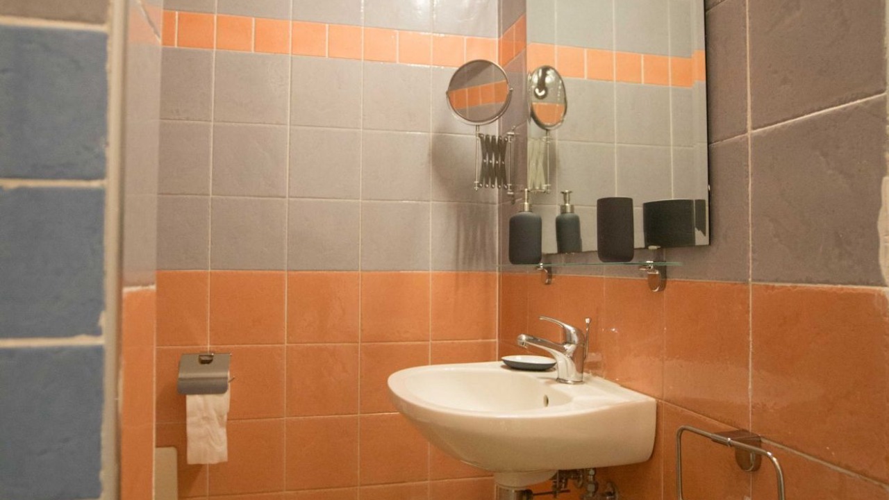 Photo of Bathroom in Quartieri Spagnoli