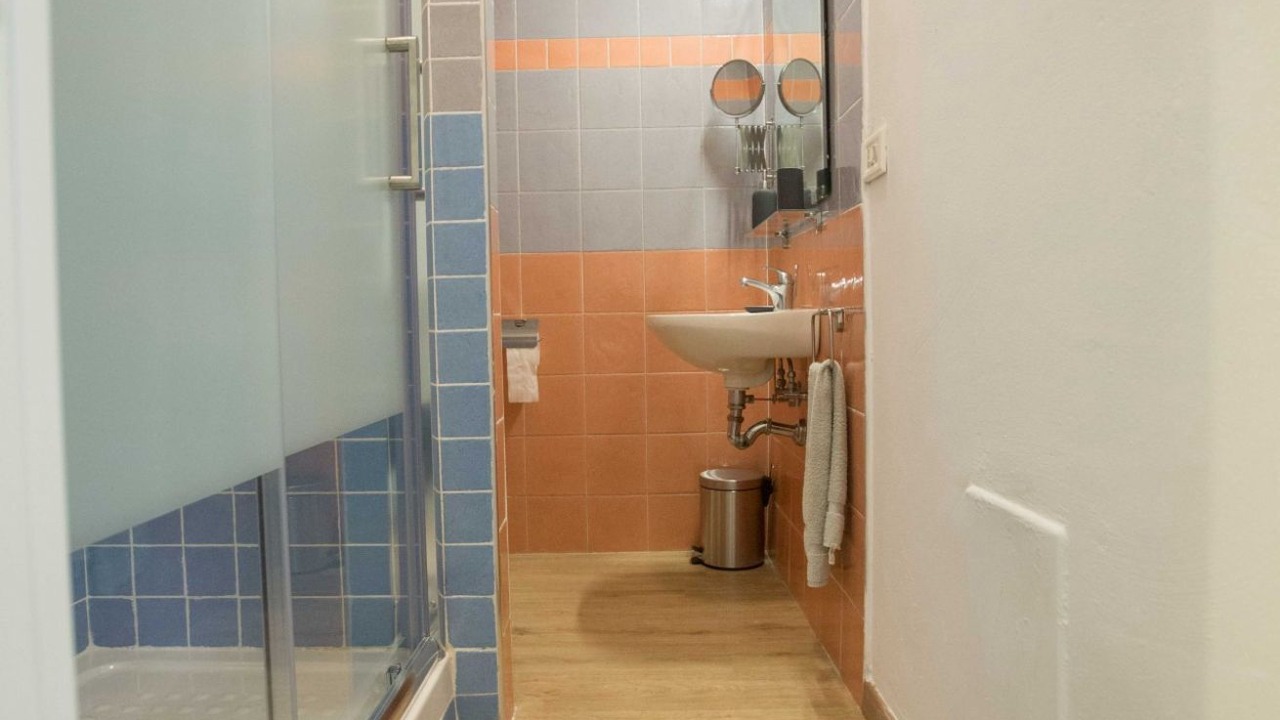 Photo of Bathroom in Quartieri Spagnoli