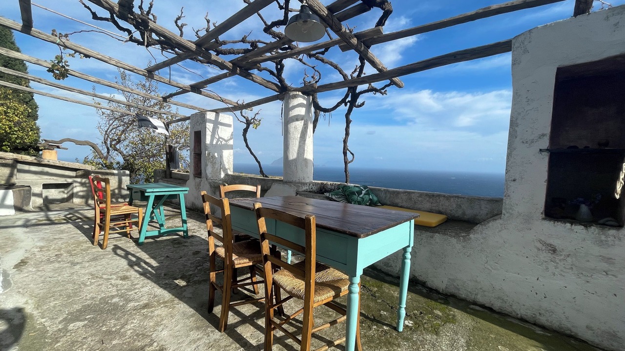 Photo of Outdoor in Alicudi Porto