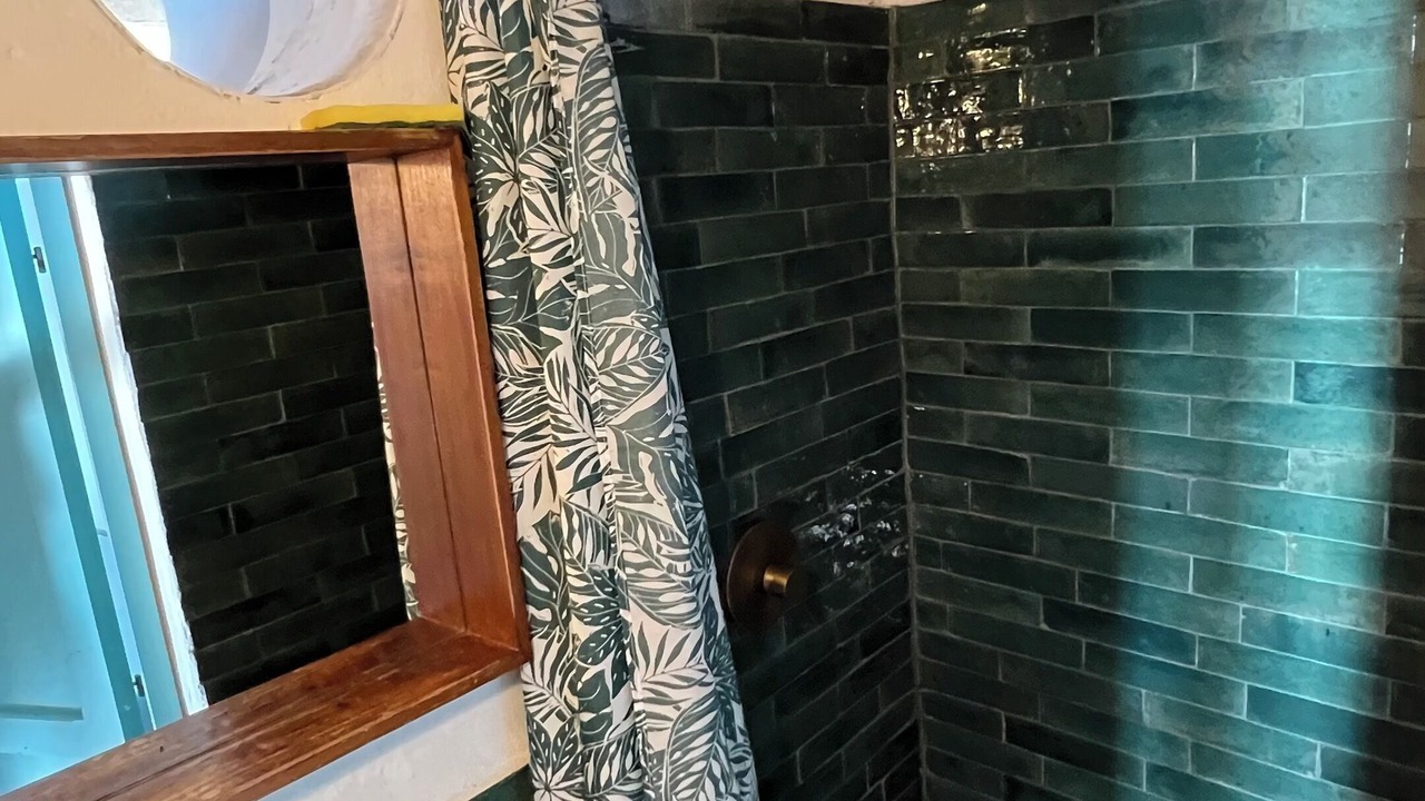 Photo of Bathroom in Alicudi Porto
