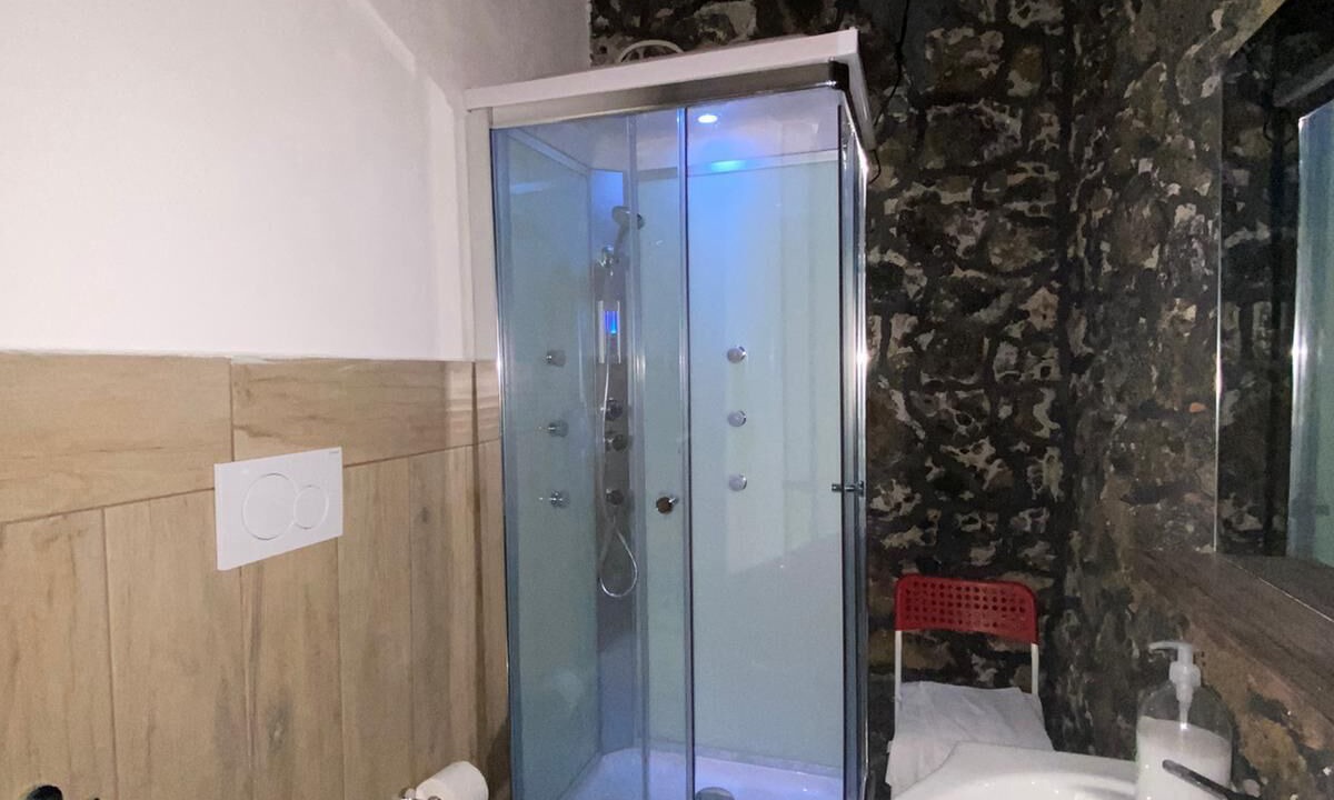 Photo of Bathroom in Archi