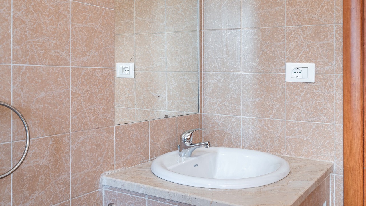 Photo of Bathroom in Fanusa