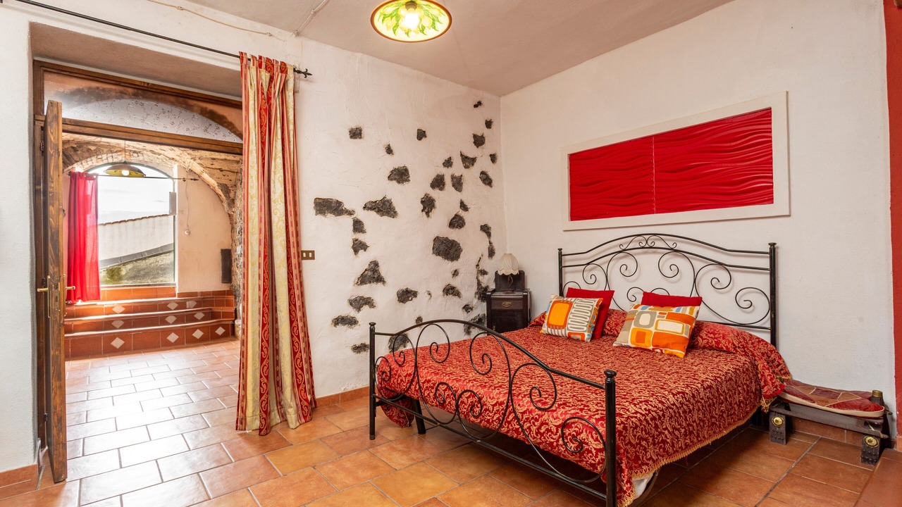 Photo of Bedroom in Piedimonte Etneo