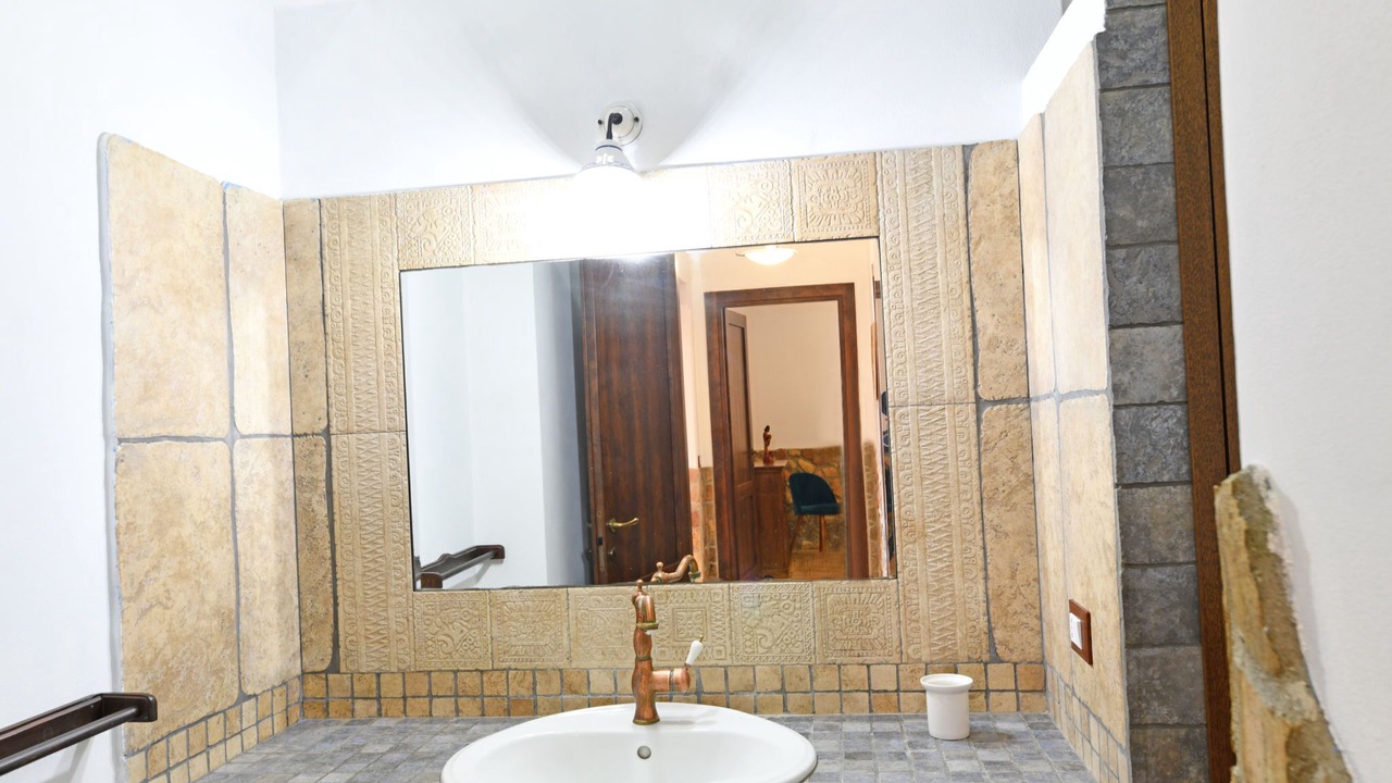 Photo of Bathroom in Syracuse