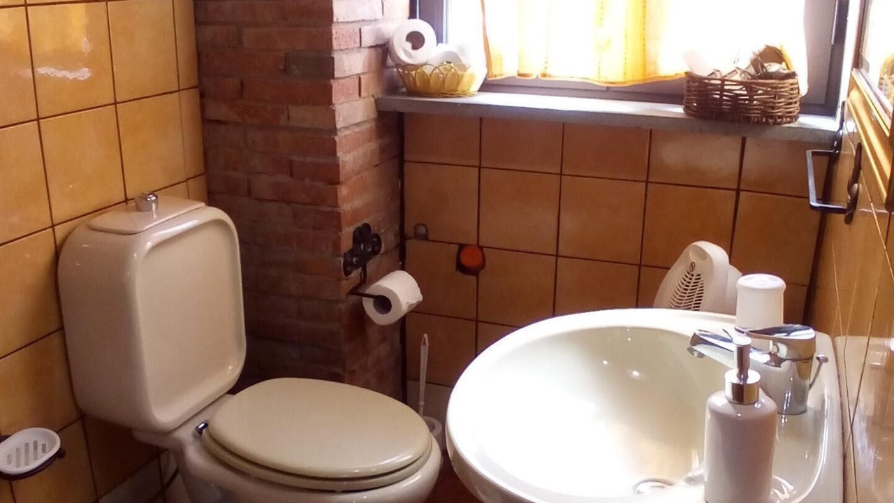 Photo of Bathroom in Praino