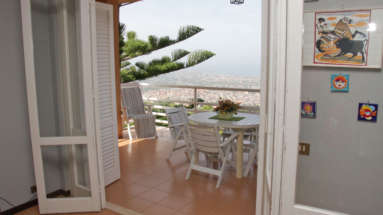 Photo of Outdoor in Carini