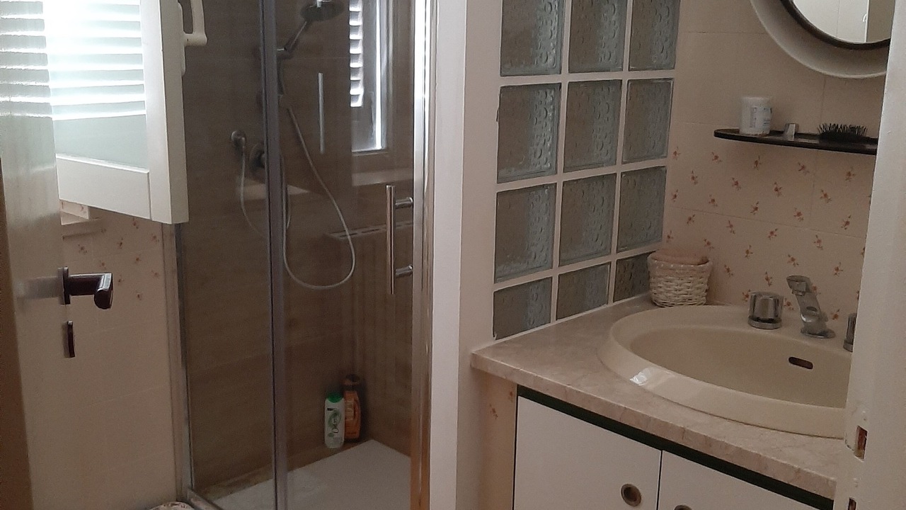 Photo of Bathroom in Carini