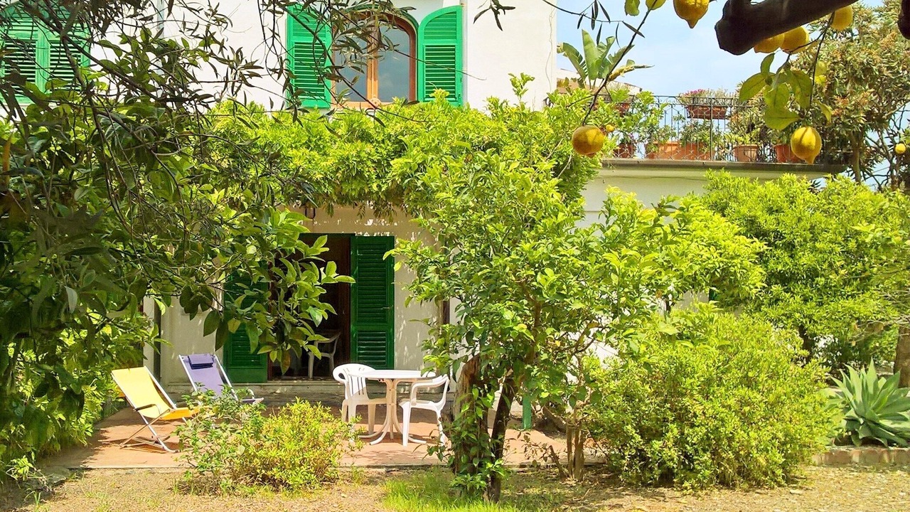 Photo of Patio Balcony in Mazzeo