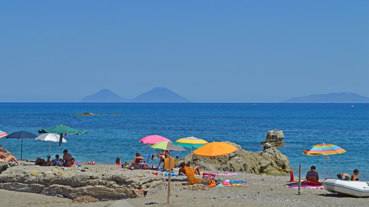 Photo of Others in Capri Leone