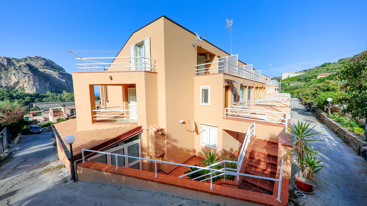 Photo of Outdoor in Cefalu