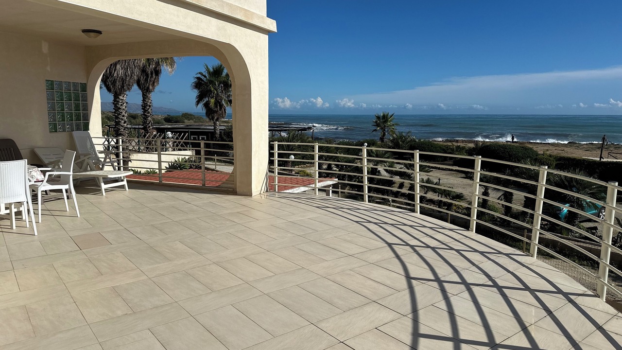 Photo of Patio Balcony in San Lorenzo